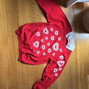 Vintage Hanes sweatshirt labeled as size medium but fits as a size s/xs.